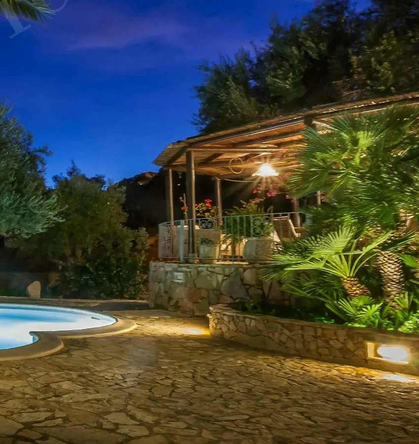 Apartment Villa Adriana - Torre Delle Stelle - Mini Appartamenti - Cagliari Villasimus Sardegna